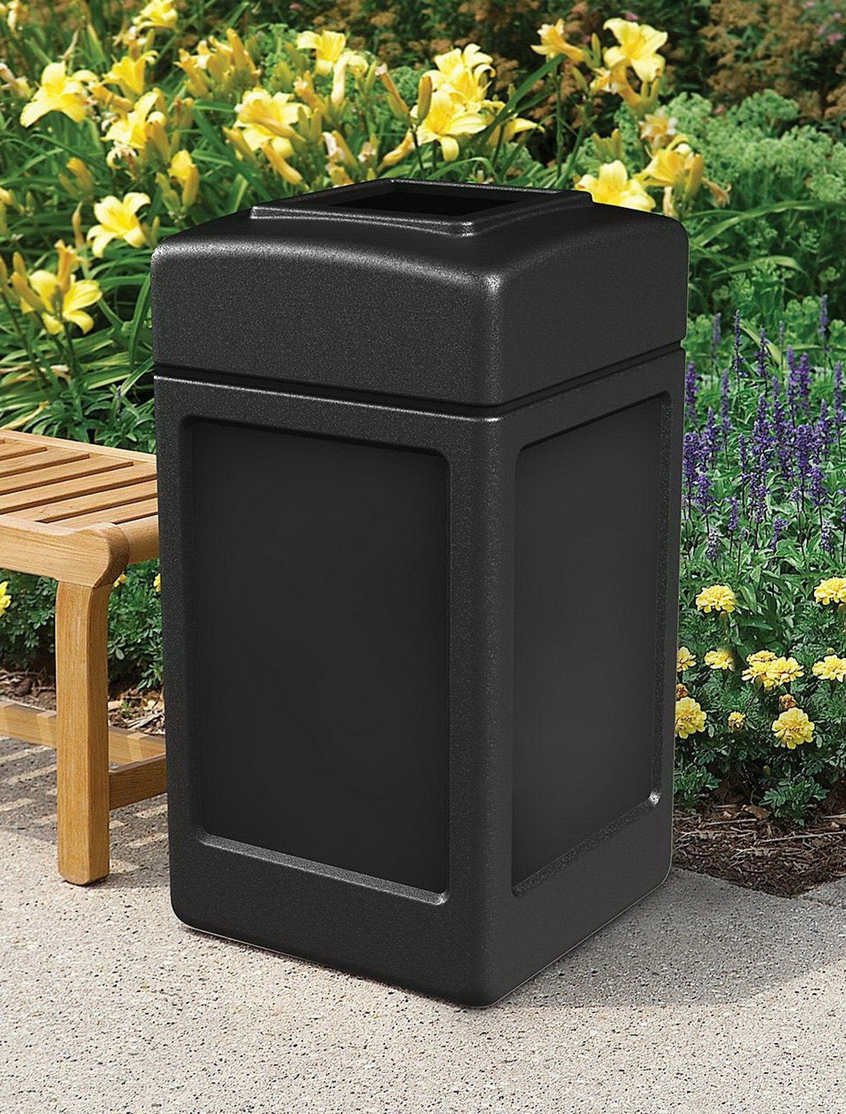 Commercial Outdoor Trash Can Large 42 Gallon Site Lot Garbage Waste Container