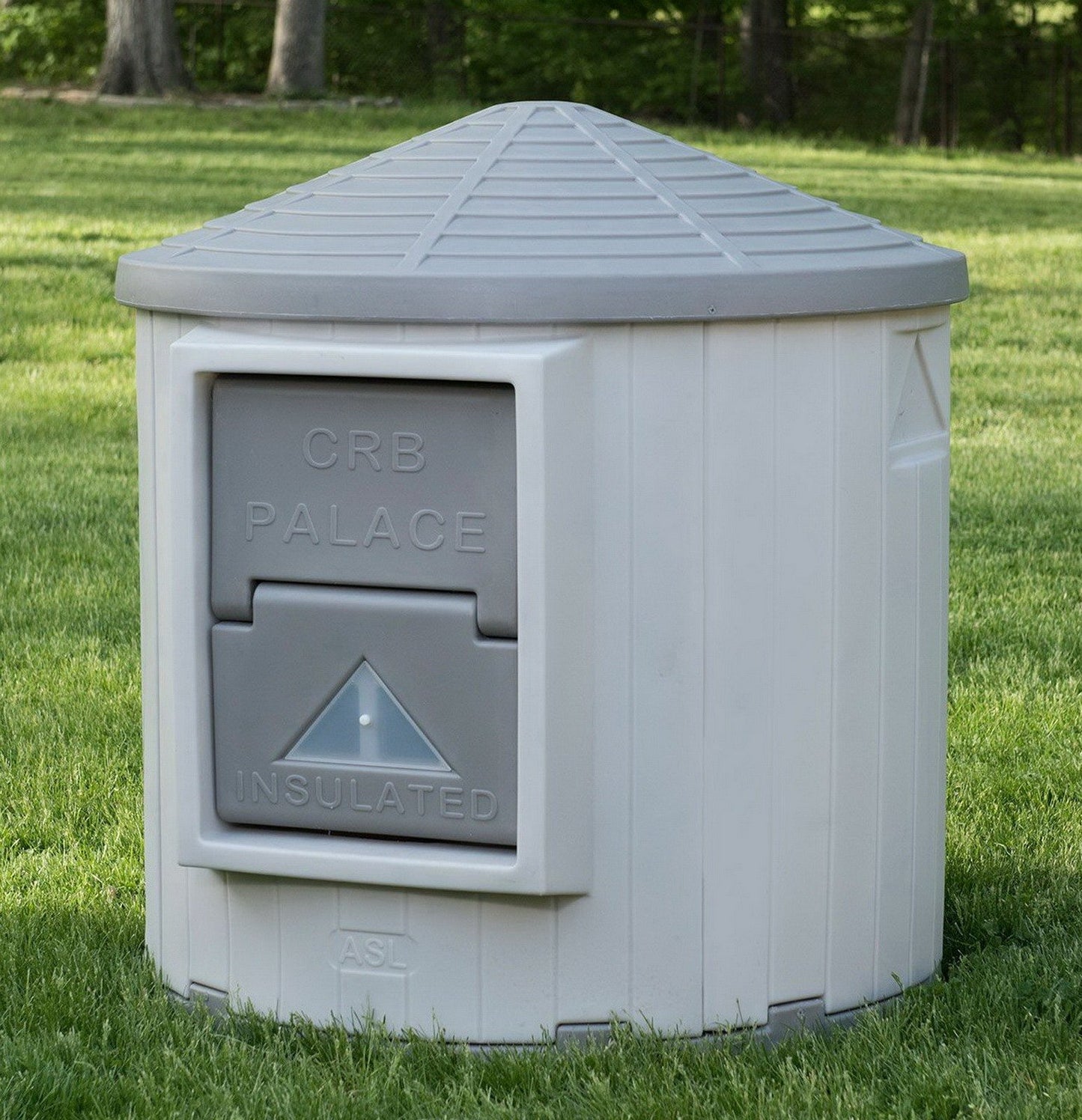 Insulated Raised Floor Dog House Colossal Round Barn Premium Palace Plastic