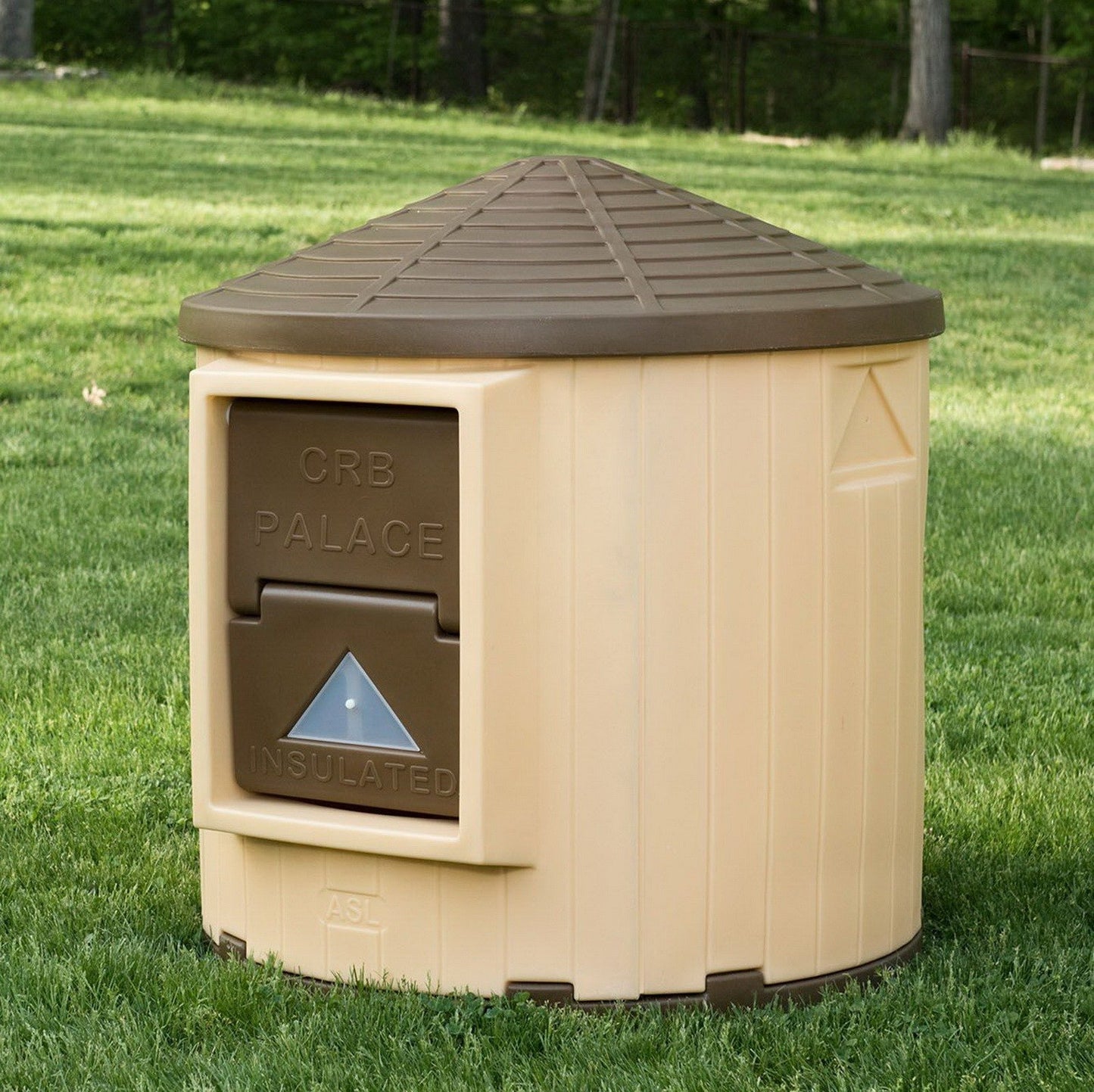 Insulated Raised Floor Dog House Colossal Round Barn Premium Palace Plastic