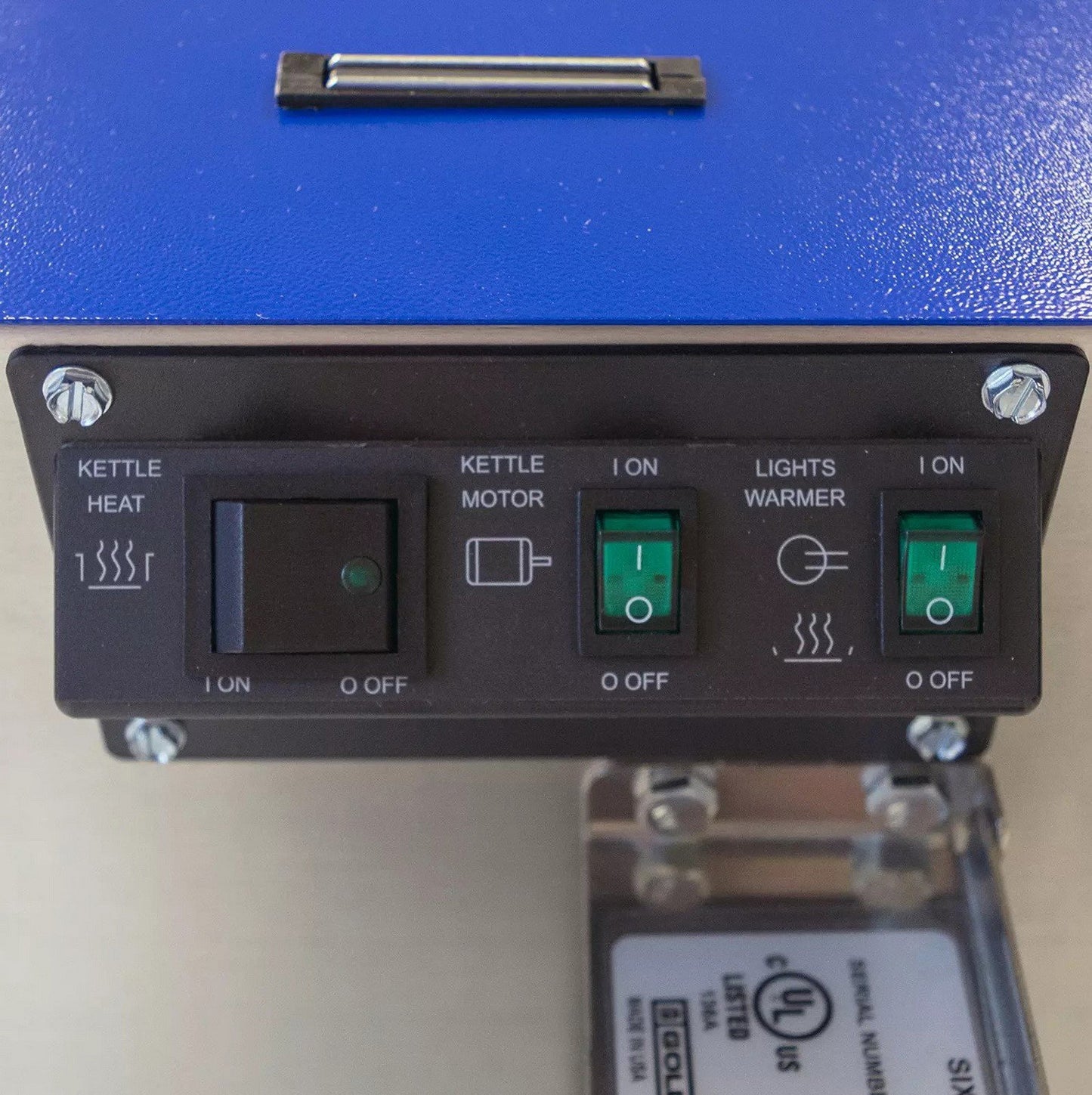 Gold Medal 6 oz Popcorn Popper Machine with Stainless Steel Kettle Scoops Light