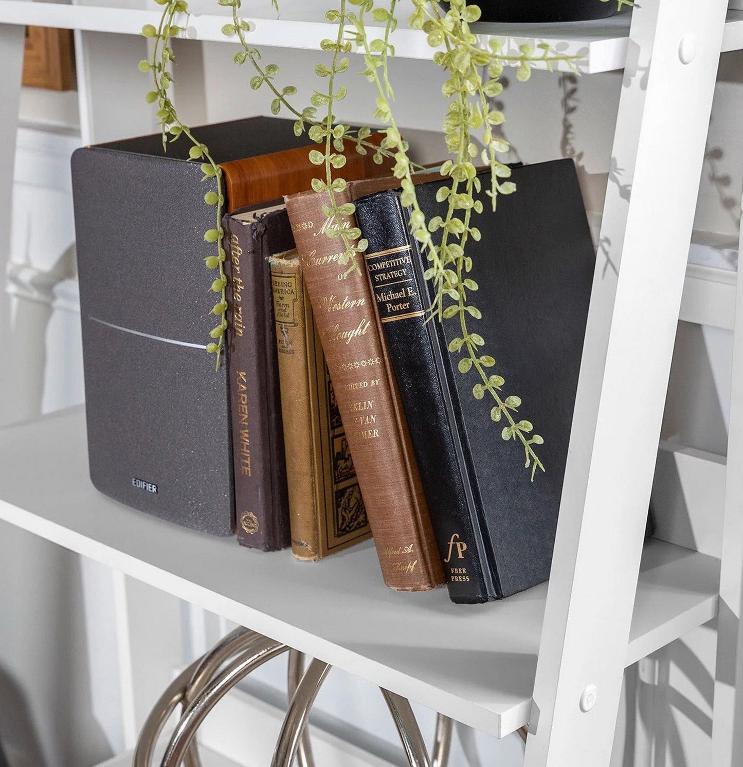 Ladder Style Wooden Bookcase Shelving Wood Display Shelves White Finish 55" Tall