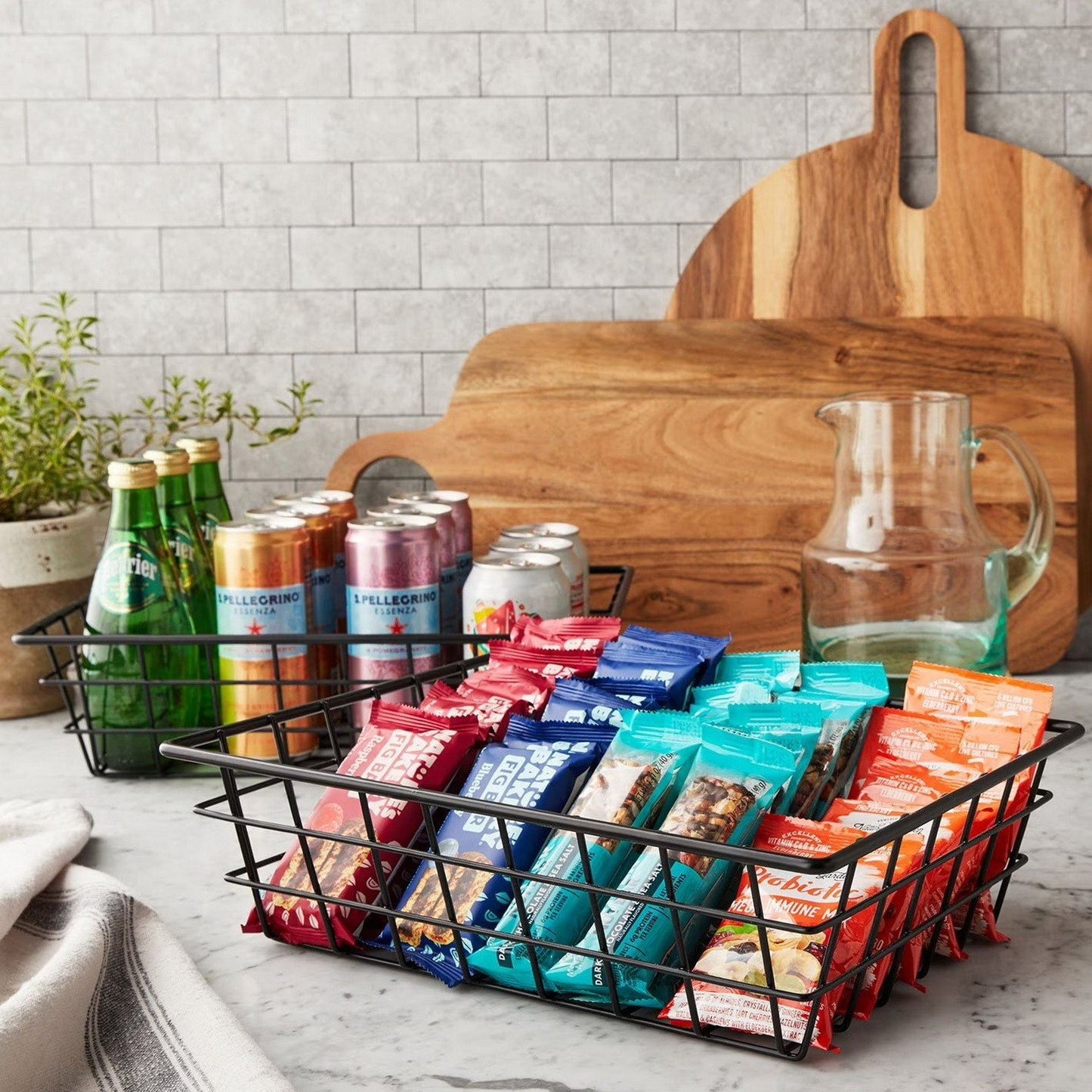 2 Tier Wrought Iron Kitchen Snack Stand Two Removable Fruit Baskets Wood Handle