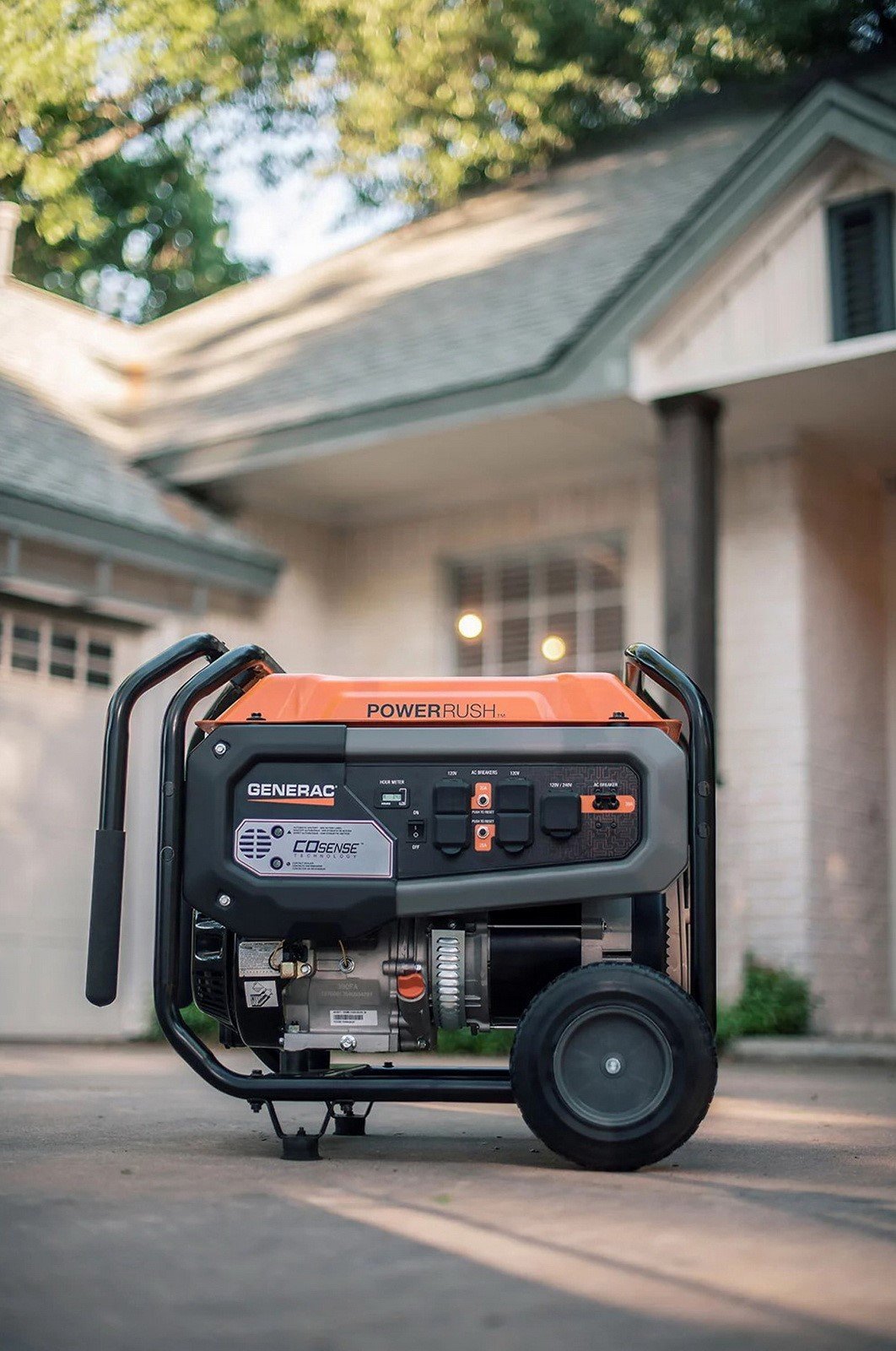 Generac Portable Gas Power Generator 8,000 Watts Electric Start and Cord
