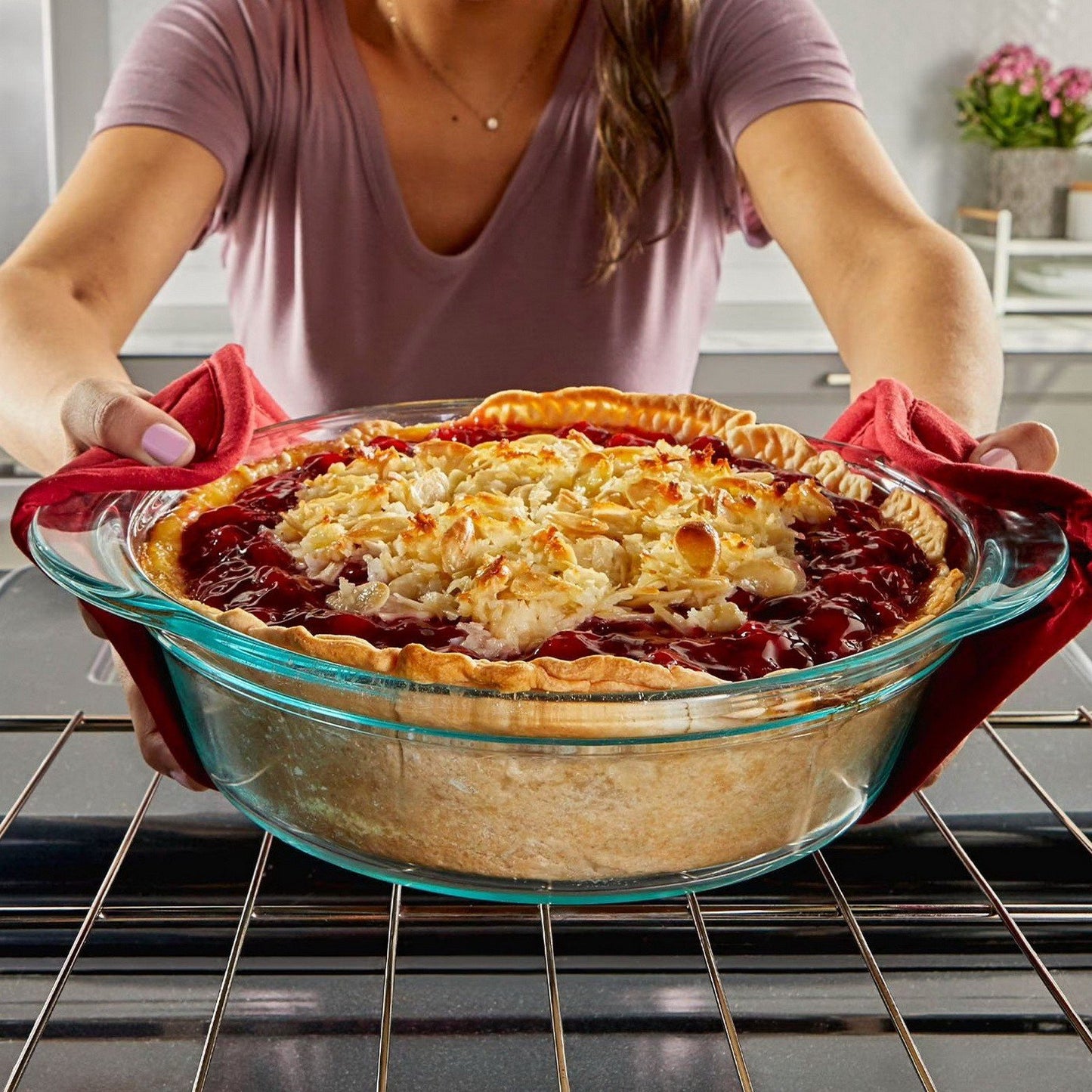 Pyrex 5 Piece Glass Baking Dish Round and Square with Lids Extra Deep Size