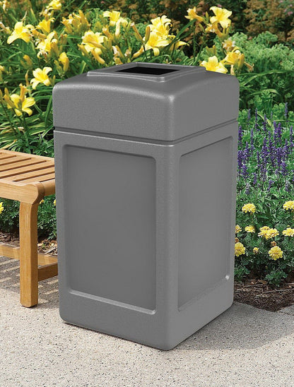 Commercial Outdoor Trash Can Large 42 Gallon Site Lot Garbage Waste Container